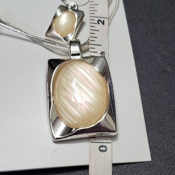 Signature NYC silver tone shimmery stone matching earring and necklace set - Picture 8 of 13